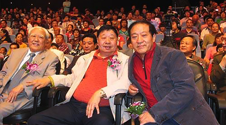 馬季炮轟牛群“腦袋進水，不務正業” 3030說 牛馬之爭 相聲大賽 炮轟事件 牛群 馬季 3030說  第4張