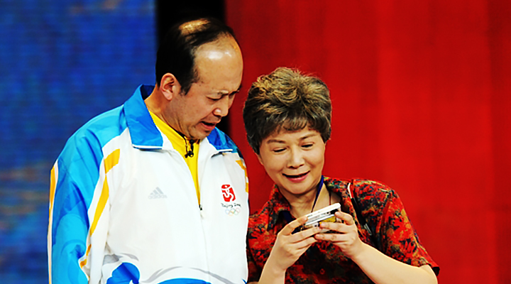 蔡明 郭達“牽手”20年，驚爆針扎郭達 3030說 小品 春晚 黃土坡 機器人趣話 打針 蔡明 郭達 3030說  第4張