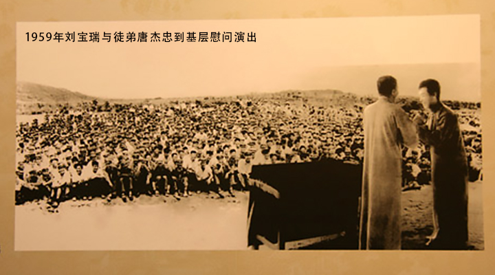 唐杰忠——相聲界的“笑佛” 3030說(shuō) 相聲 姜昆 馬季 高元鈞 劉寶瑞 唐杰忠 3030說(shuō)  第2張 唐杰忠——相聲界的“笑佛” 3030說(shuō) 相聲 姜昆 馬季 高元鈞 劉寶瑞 唐杰忠 3030說(shuō)  第2張