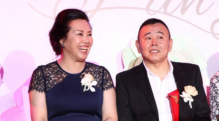 中國喜劇界的“巨靈神”——潘長江 3030說 小品 大觀燈 潘陽 大潘佳佳 歡樂喜劇人 趙本山 潘長江 3030說  第4張 中國喜劇界的“巨靈神”——潘長江 3030說 小品 大觀燈 潘陽 大潘佳佳 歡樂喜劇人 趙本山 潘長江 3030說  第4張