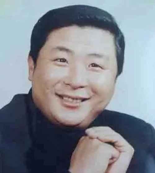 范偉恩師相聲表演藝術家陳連仲因病逝世,享年73歲 相聲 范偉 陳連仲 名家堂  第1張 范偉恩師相聲表演藝術家陳連仲因病逝世,享年73歲 相聲 范偉 陳連仲 名家堂  第1張